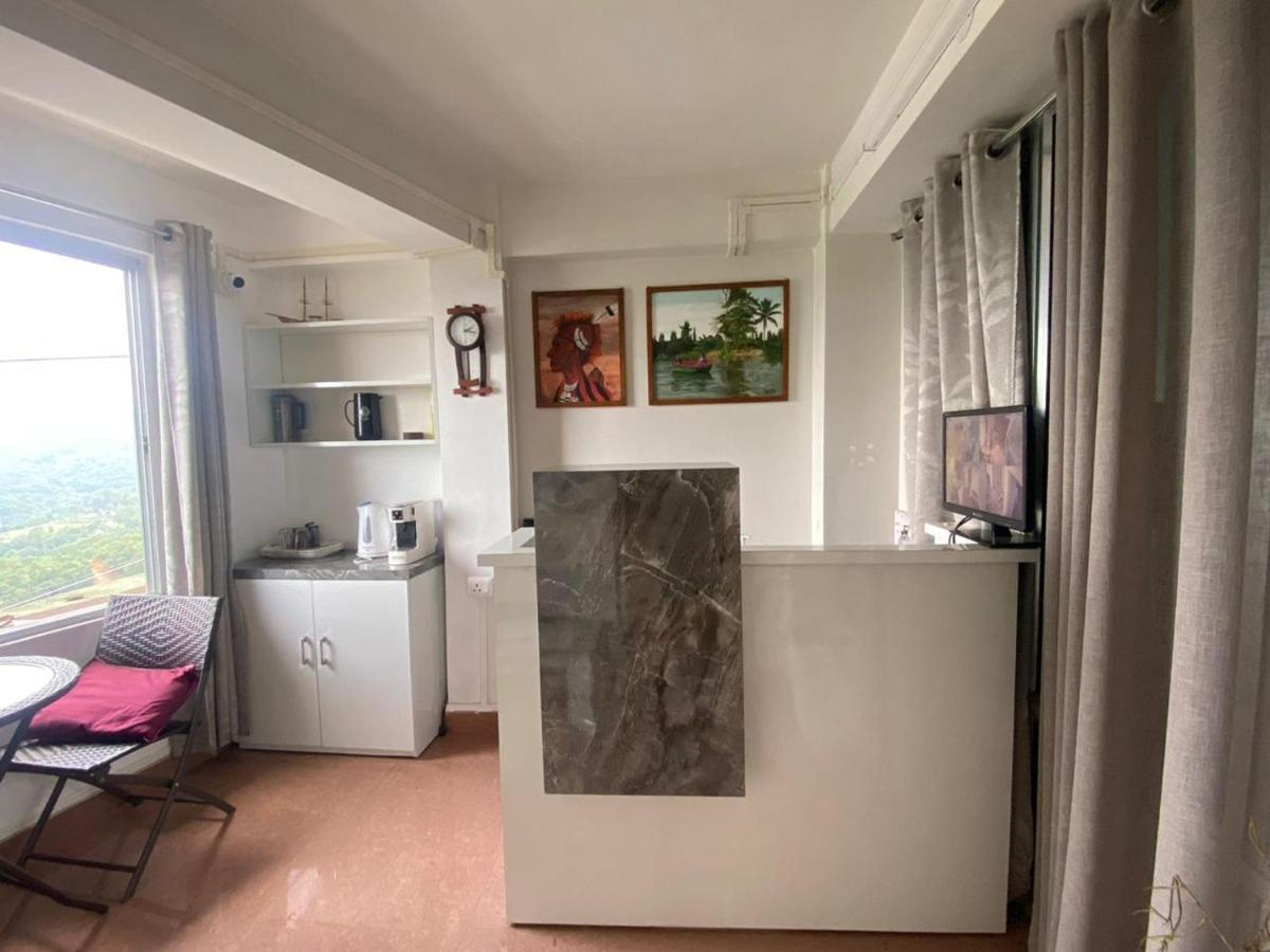 The Palm Guest House Kohima Ngoại thất bức ảnh